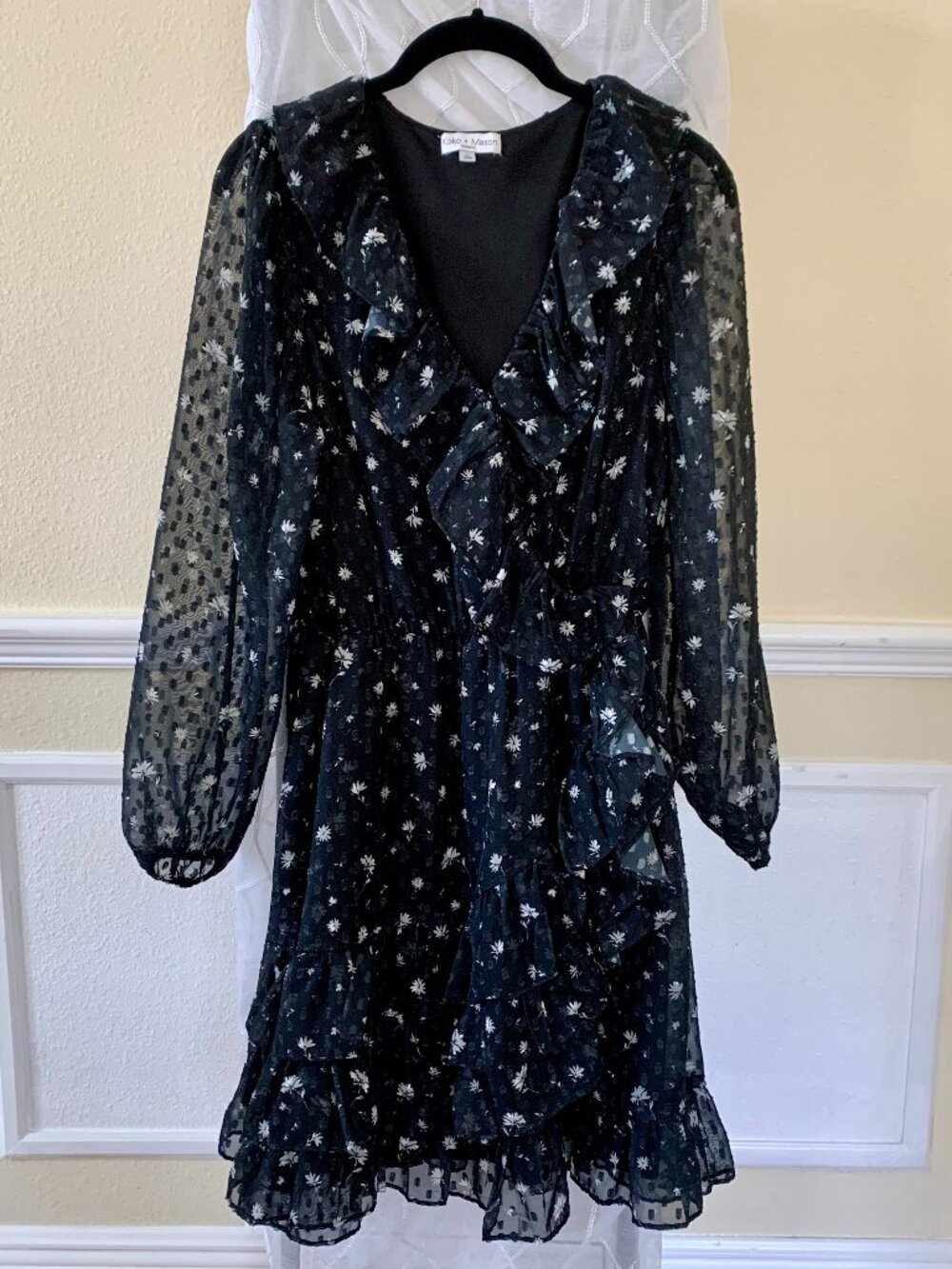 Koko + Mason Ruffled V-Neck Long Sleeve Floral Clip-Dot Dress Black Medium